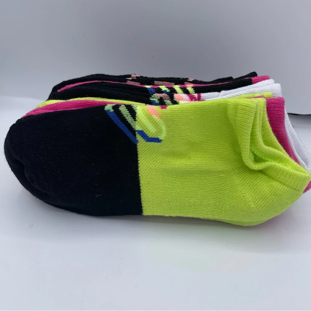 JUSTICE 6pair girl socks Size Large 4-10